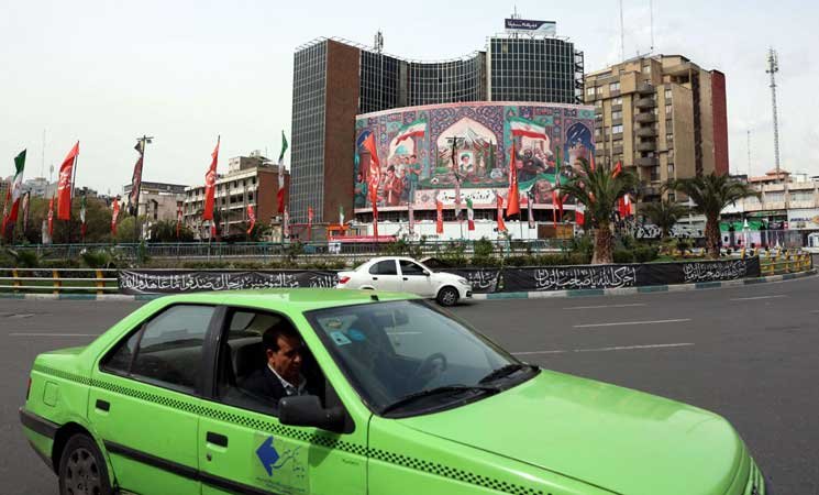 إيران تهدد بالرد بالمثل في حال استهداف محطاتها للطاقة