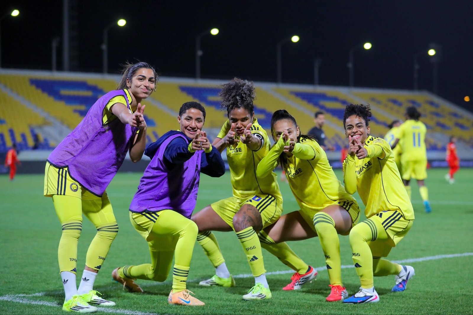 كريستيانو رونالدو يدعم سيدات النصر (صورة)