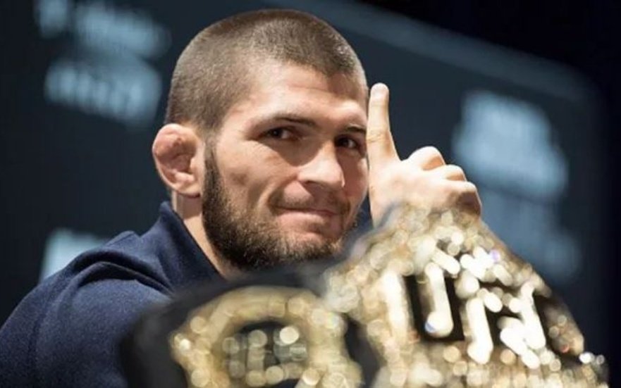 “هيمنة بلا هزيمة”.. حبيب نورمحمدوف الأفضل في التاريخ