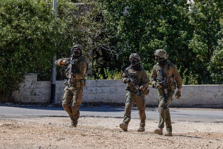 الضفة… اقتحامات واسعة للجيش الإسرائيلي واعتقال فلسطينييَن أحدهما طفل
