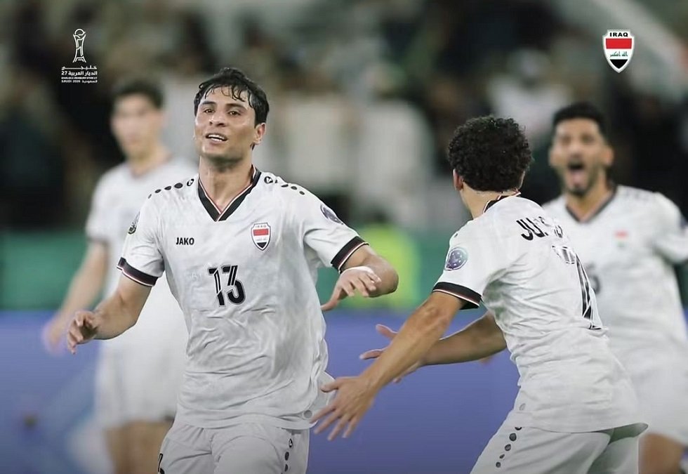 العراق يوجه ضربة قاضية للكويت في “خليجي 27”.. فيديو